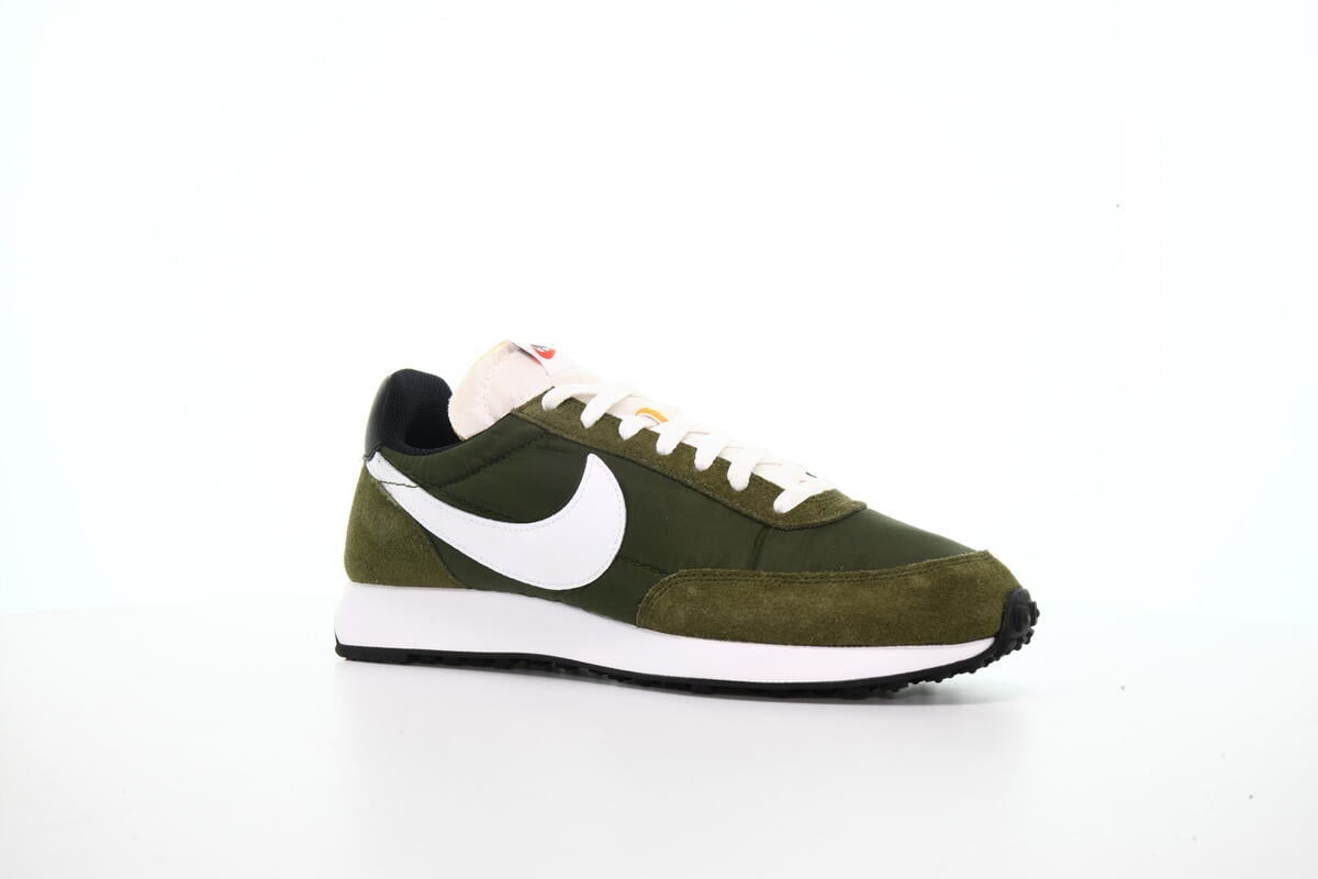 Nike air best sale tailwind 79 green